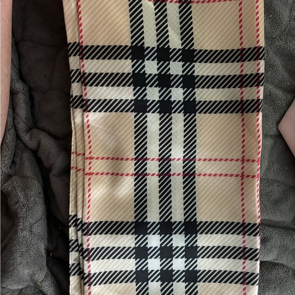 Elegant Pink Woven Tote Bag - Picture 5 of 8